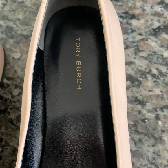 Tory Burch Black and Tan Flats with Bow Accent - Picture 3 of 4